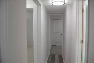 3227 Hilltop Cir, Gainesville, GA 30506 - Photo 7