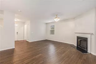 404 Lake Ridge Ln, Fairburn, GA 30213 - Photo 9