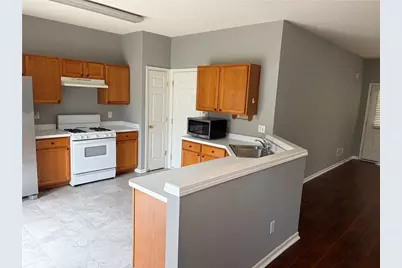 1737 Taynton Circle NW, Kennesaw, GA 30152 - Photo 3