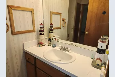 135 Carole Drive, Oxford, GA 30054 - Photo 9