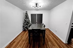 1036 Yellow River Dr, Lawrenceville, GA 30043 - Photo 5