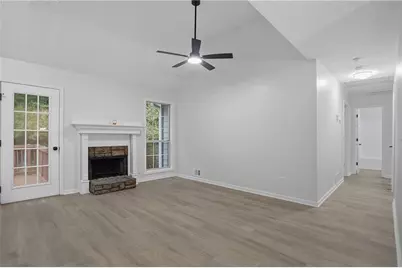 5650 Princeton Oaks Drive, Sugar Hill, GA 30518 - Photo 5