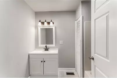 202 Park Street, Griffin, GA 30223 - Photo 17