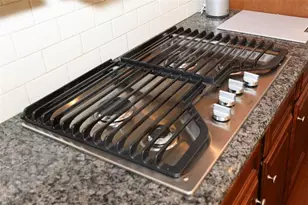 8109 Nolan Trail, Snellville, GA 30039 - Photo 5