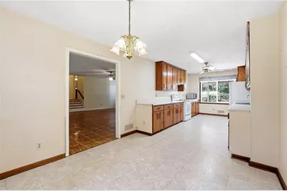 695 Teague Drive NW, Kennesaw, GA 30152 - Photo 13