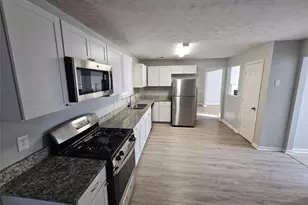 4817 Hidden Creek Pl, Decatur, GA 30035 - Photo 9