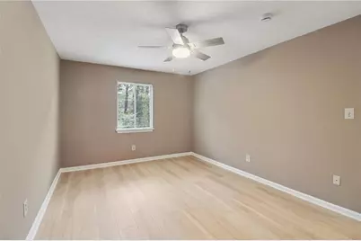 2398 Lawrenceville Highway #E, Decatur, GA 30033 - Photo 19