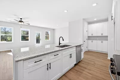 562 Madison Street #110, Commerce, GA 30529 - Photo 17