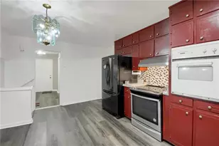 1115 Old Coach Rd, Stone Mountain, GA 30083 - Photo 5