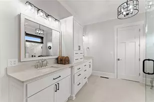 5329 Retreat Dr, Flowery Branch, GA 30542 - Photo 45