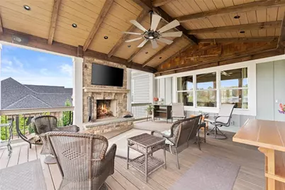 5329 Retreat Drive, Flowery Branch, GA 30542 - Photo 35