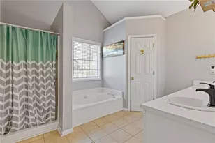 402 Eileen Cir, Canton, GA 30114 - Photo 19