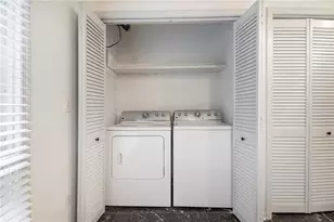 3293 Clairmont N NE, Brookhaven, GA 30329 - Photo 9