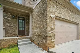 3899 Baxley Ridge Dr, Suwanee, GA 30024 - Photo 3