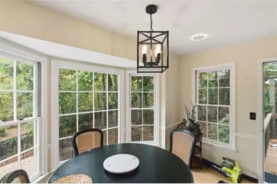 9156 Branch Valley Way, Roswell, GA 30076 - Photo 7