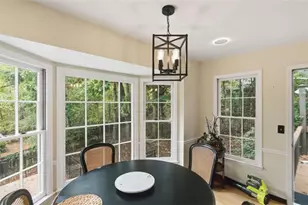 9156 Branch Valley Way, Roswell, GA 30076 - Photo 7