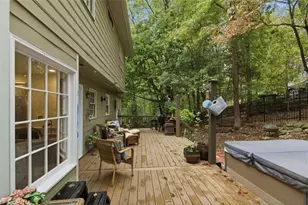 9156 Branch Valley Way, Roswell, GA 30076 - Photo 23