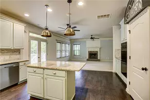 2560 Olney Falls Dr, Braselton, GA 30517 - Photo 17