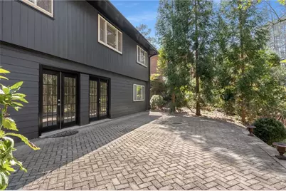 3240 Pinestream Road NW, Atlanta, GA 30327 - Photo 37