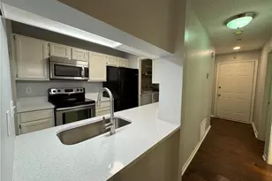 528 Warm Springs Cir, Roswell, GA 30075 - Photo 5