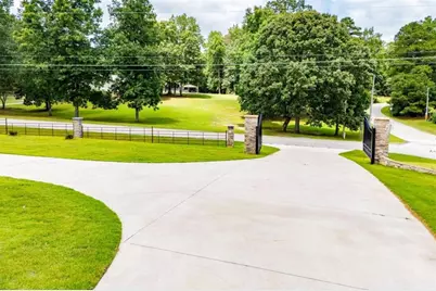 2070 Lovvorn Road, Carrollton, GA 30117 - Photo 11