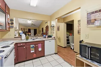 5362 Cherry Wood Drive, Stone Mountain, GA 30083 - Photo 9