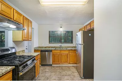 5450 Fox Haven Trail, Stone Mountain, GA 30088 - Photo 9