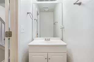 5450 Fox Haven Trail, Stone Mountain, GA 30088 - Photo 11