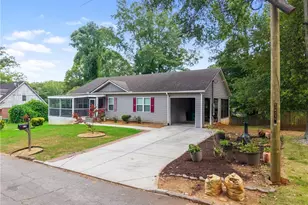 3159 Robinson Ave, Scottdale, GA 30079 - Photo 3