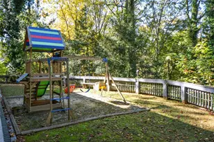 2704 Margaret Mitchell Dr NW, Atlanta, GA 30327 - Photo 77