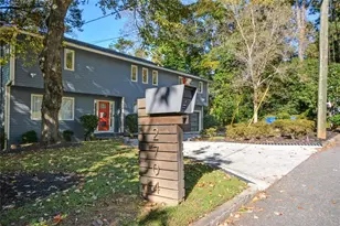 2704 Margaret Mitchell Dr NW, Atlanta, GA 30327 - Photo 5