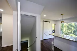 2704 Margaret Mitchell Dr NW, Atlanta, GA 30327 - Photo 57