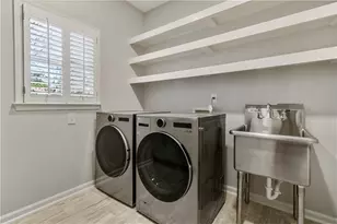 255 Carriage Station Dr, Lawrenceville, FL 32757 - Photo 13