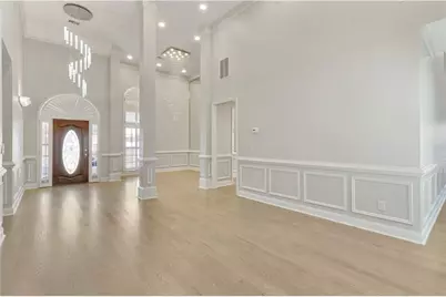 255 Carriage Station Dr., Lawrenceville, FL 32757 - Photo 5