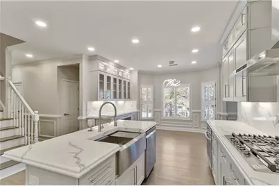 255 Carriage Station Dr., Lawrenceville, FL 32757 - Photo 9