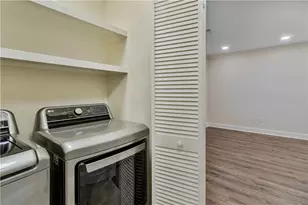 255 Carriage Station Dr, Lawrenceville, FL 32757 - Photo 47