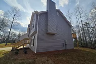 264 Canyon Point Dr, Demorest, GA 30535 - Photo 3