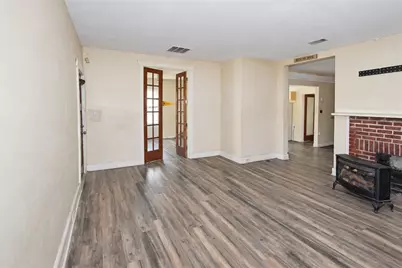 602 W Lake Avenue NW, Atlanta, GA 30318 - Photo 11