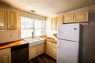 602 W Lake Ave NW, Atlanta, GA 30318 - Photo 17