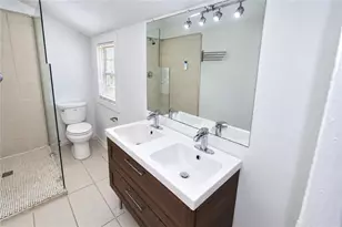 602 W Lake Ave NW, Atlanta, GA 30318 - Photo 33