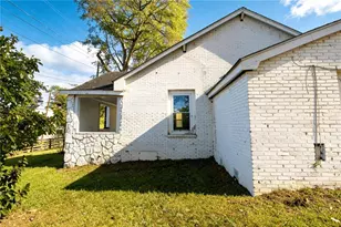 602 W Lake Ave NW, Atlanta, GA 30318 - Photo 3