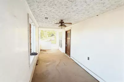 602 W Lake Avenue NW, Atlanta, GA 30318 - Photo 9