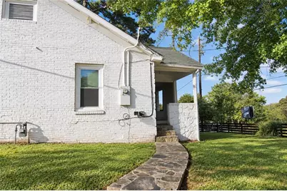 602 W Lake Avenue NW, Atlanta, GA 30318 - Photo 3