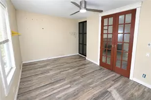 602 W Lake Ave NW, Atlanta, GA 30318 - Photo 17
