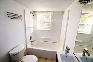 602 W Lake Ave NW, Atlanta, GA 30318 - Photo 23