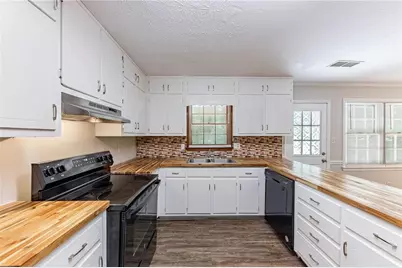 1296 Carman Court SE, Conyers, GA 30013 - Photo 11