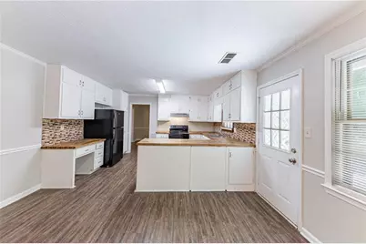 1296 Carman Court SE, Conyers, GA 30013 - Photo 9