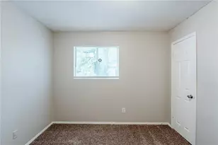 2347 Fairway Cir SW, Atlanta, GA 30331 - Photo 17