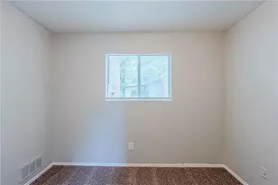 2347 Fairway Cir SW, Atlanta, GA 30331 - Photo 15