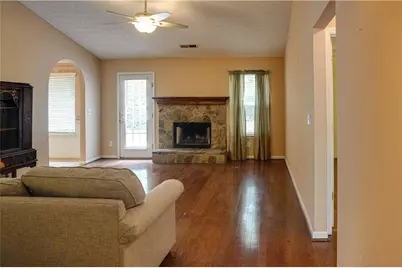 4355 Brookridge Drive, Loganville, GA 30052 - Photo 3